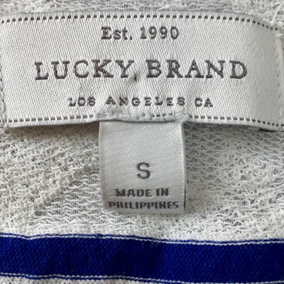 😎 Lucky Brand v neck tie back striped top - Picture 4 of 4